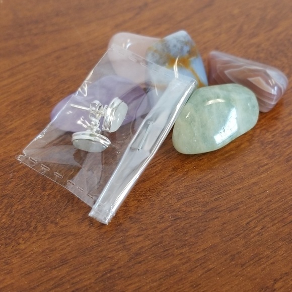 Marquis cut rainbow moonstone studs - Picture 7 of 7